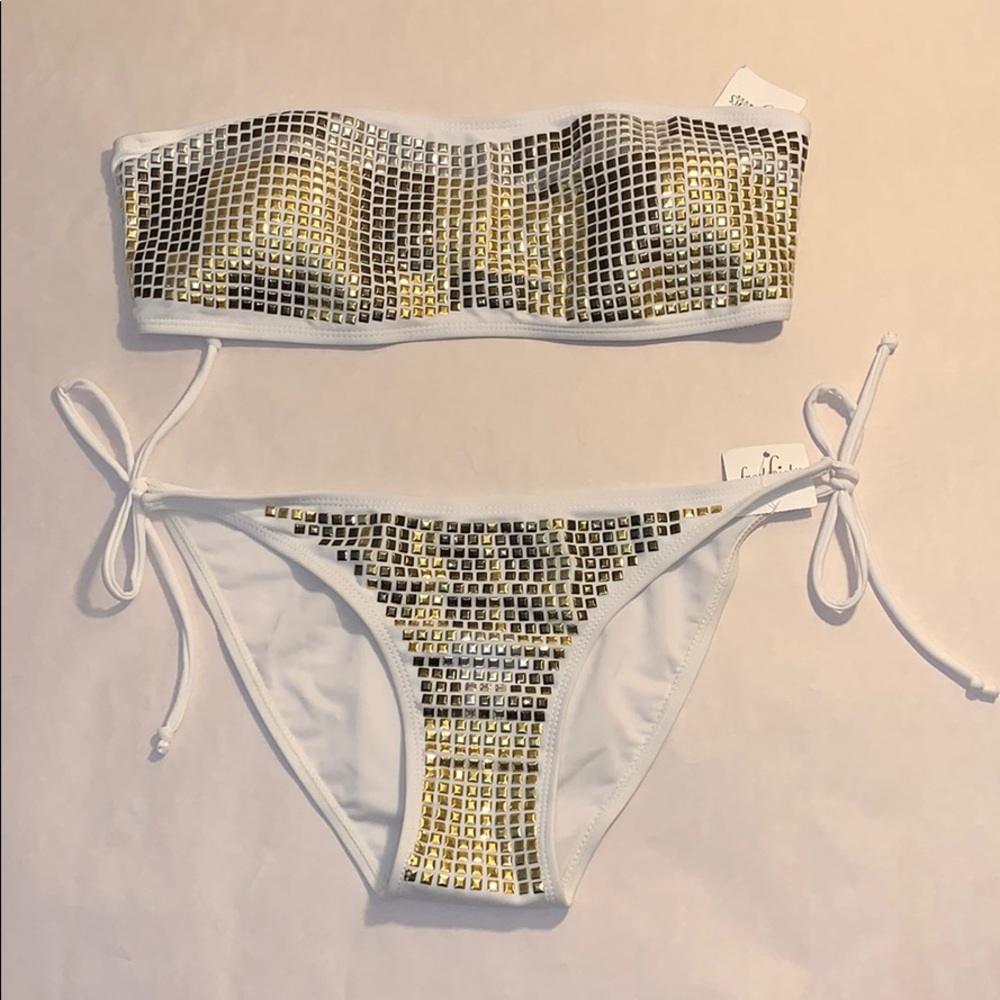 Cute white rhinestone strapless bikini🤍🎀